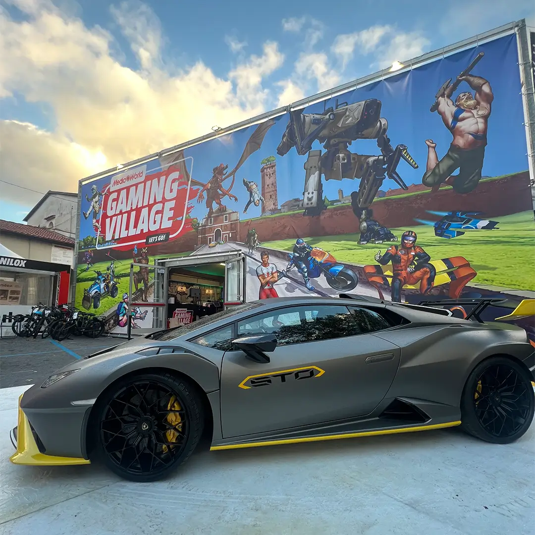 MediaWorld Gaming large-scale event activation showcasing retail gaming experience design